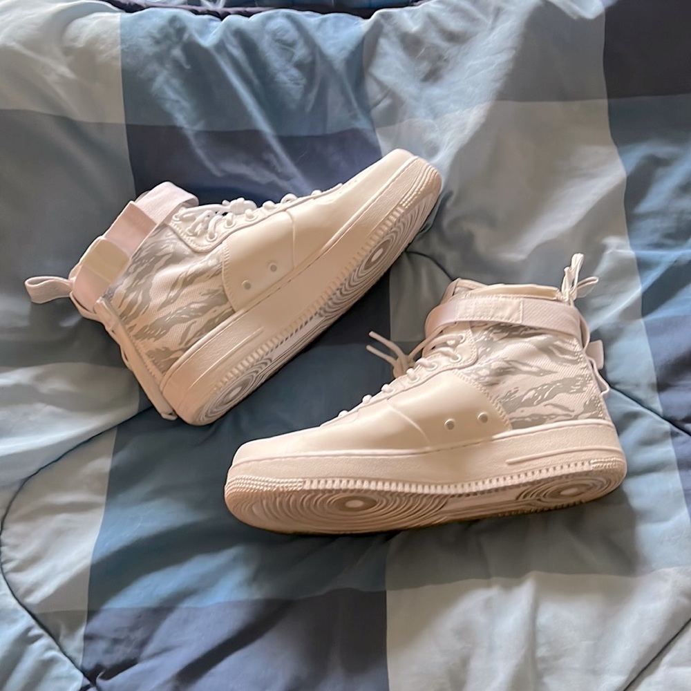 Nike AF 1s